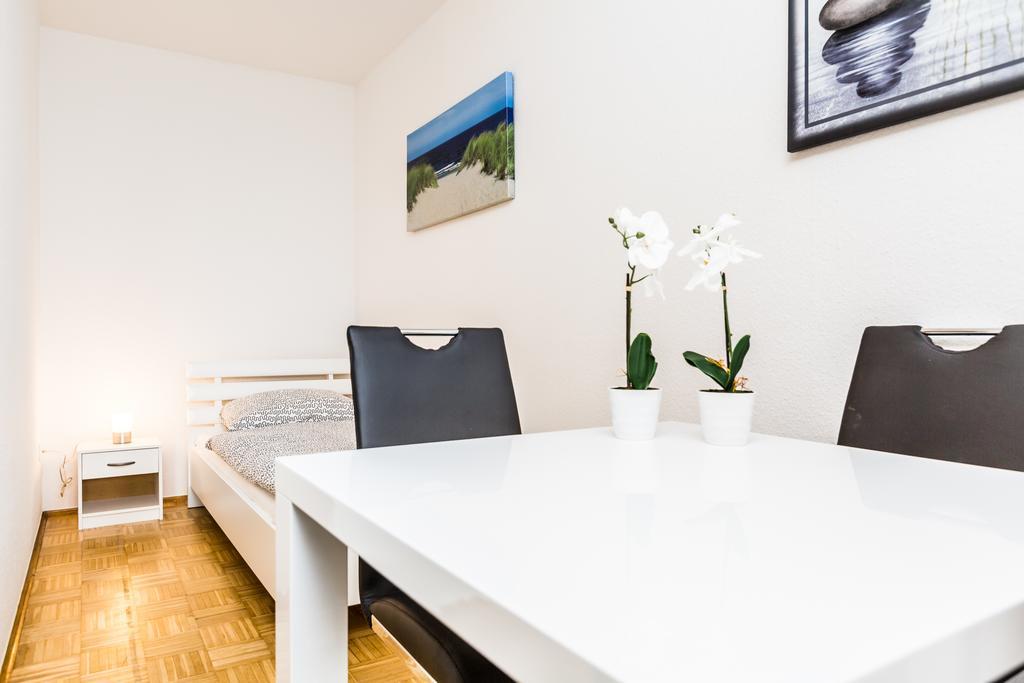 Work & Stay Apartment Monheim モンハイム・アム・ライン エクステリア 写真